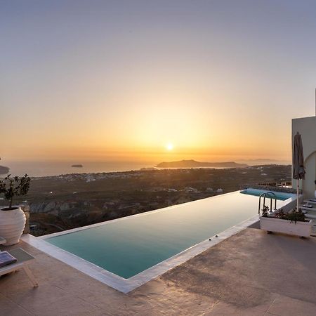 Zatrikion Santorini Villas Pyrgos Kallistis Bagian luar foto