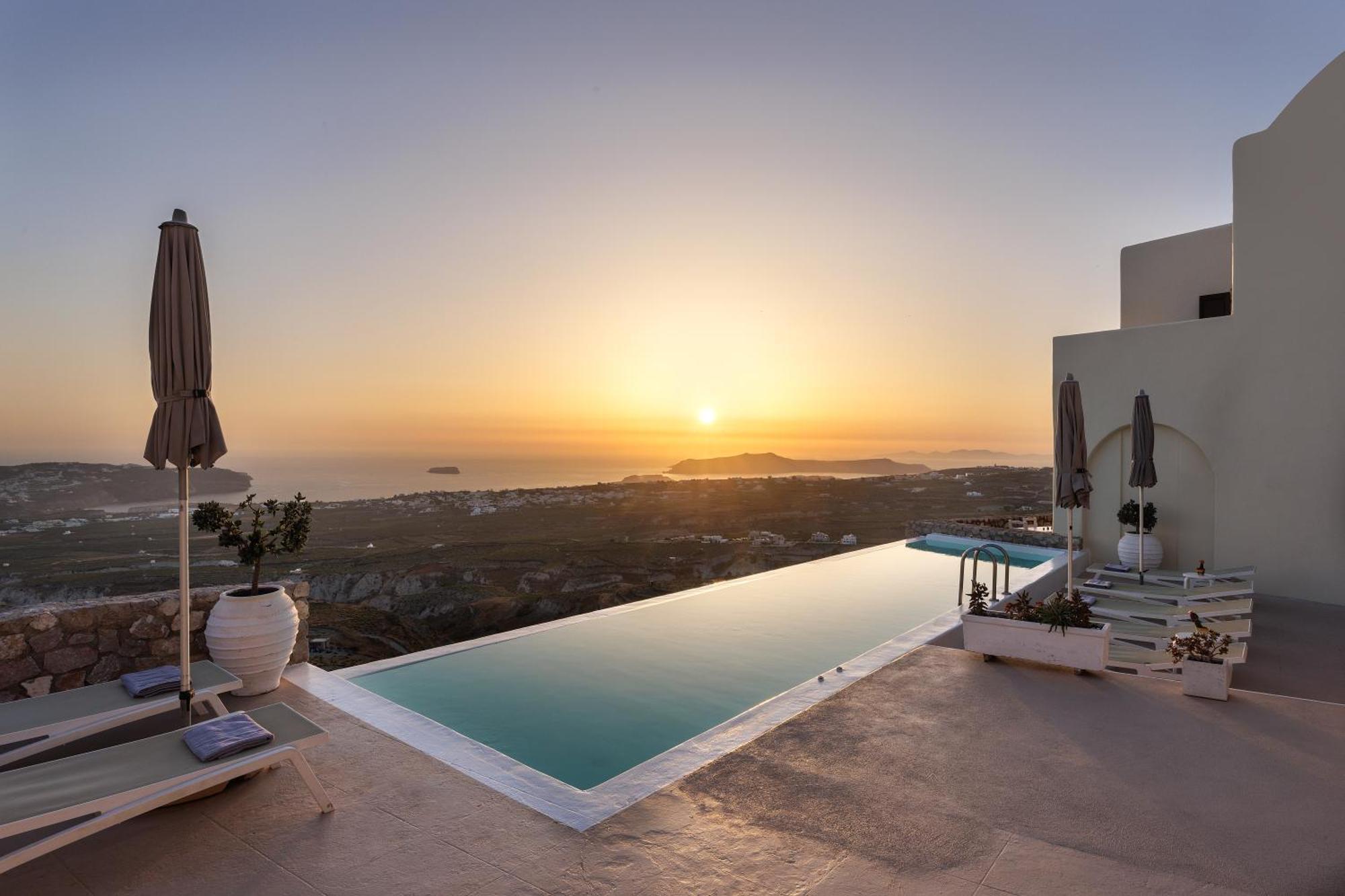 Zatrikion Santorini Villas Pyrgos Kallistis Bagian luar foto