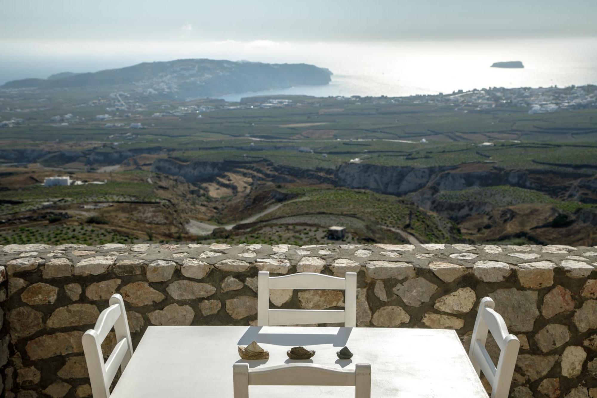 Zatrikion Santorini Villas Pyrgos Kallistis Bagian luar foto