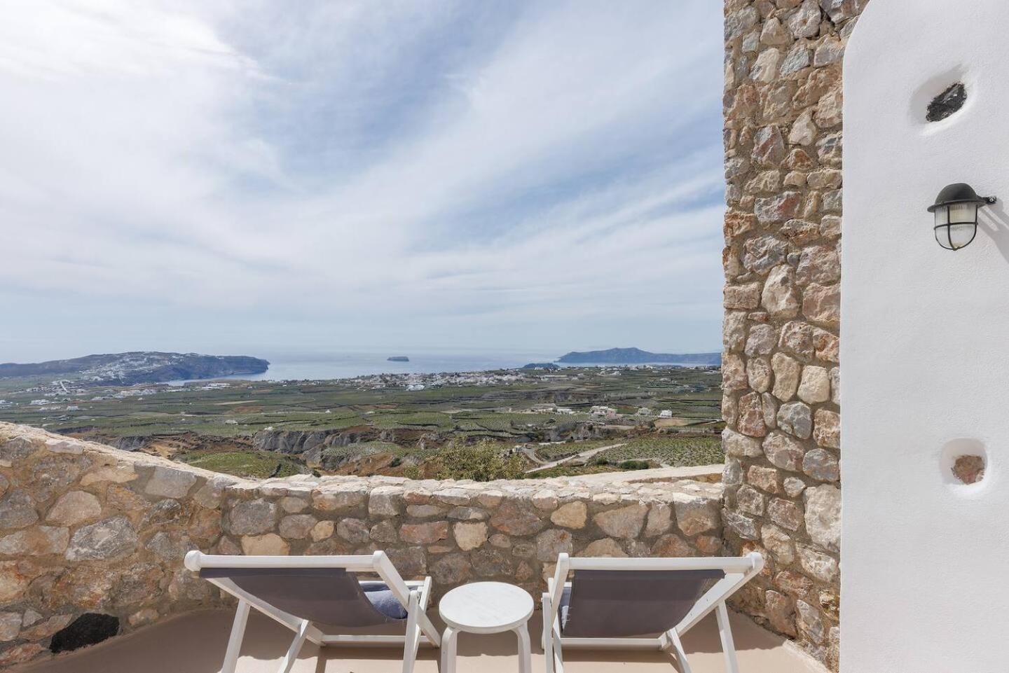 Zatrikion Santorini Villas Pyrgos Kallistis Bagian luar foto
