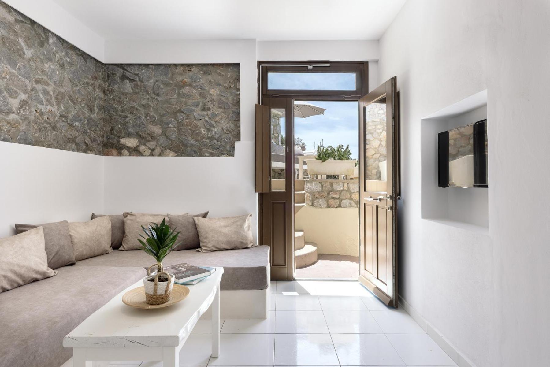 Zatrikion Santorini Villas Pyrgos Kallistis Bagian luar foto